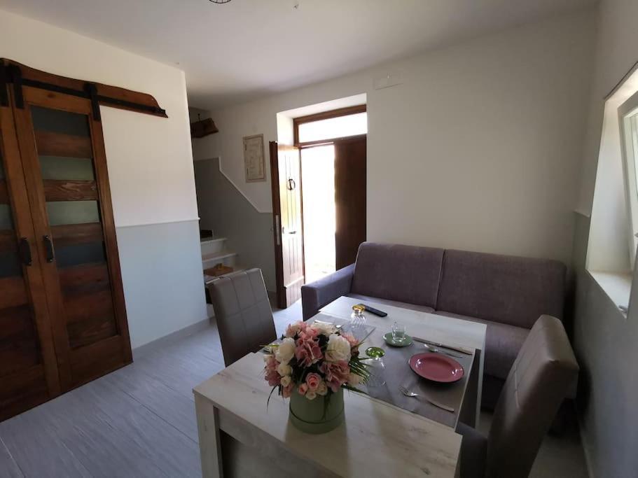 Casa Semeria Certosa Di Падула Екстериор снимка