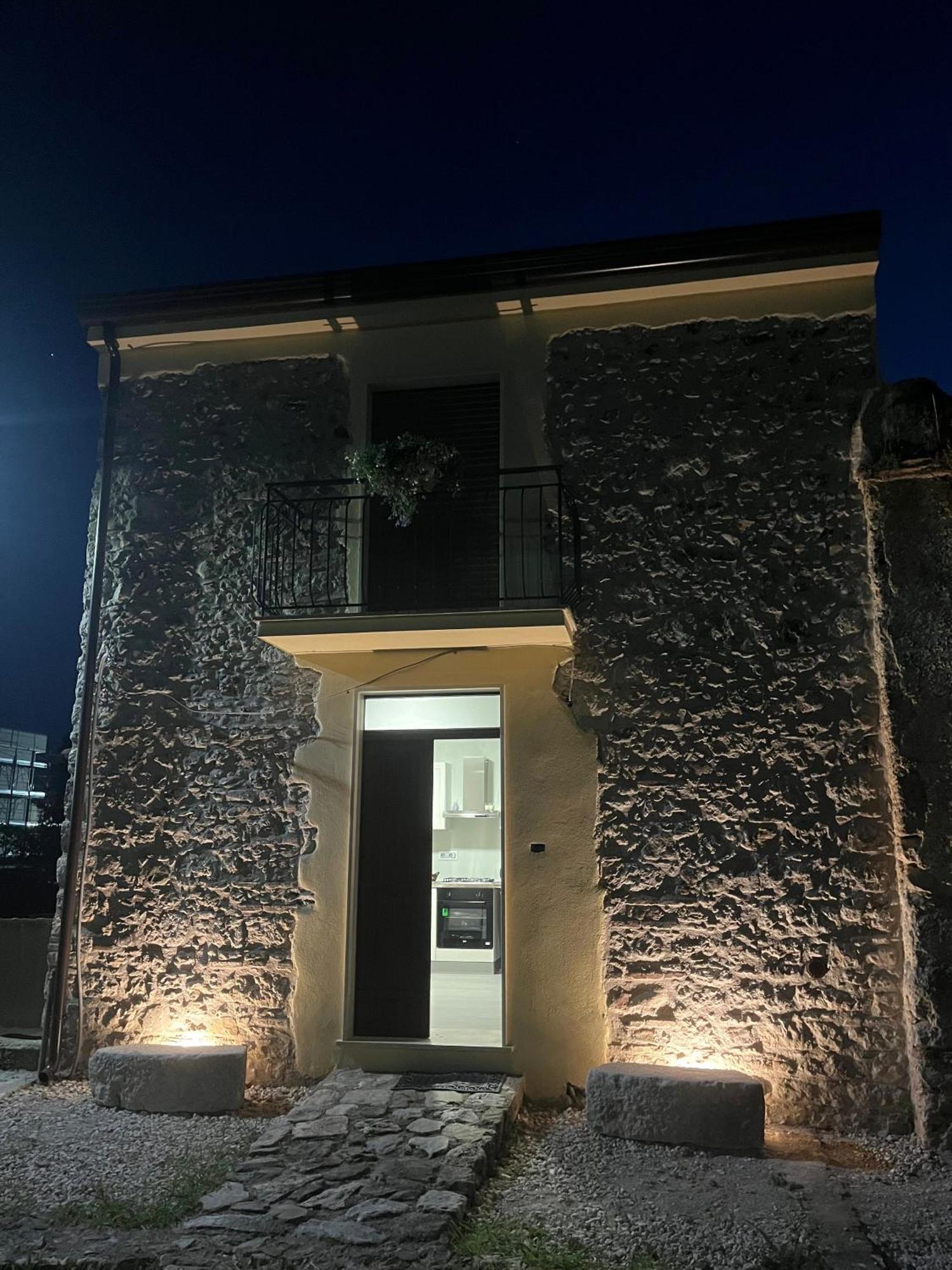 Casa Semeria Certosa Di Падула Екстериор снимка